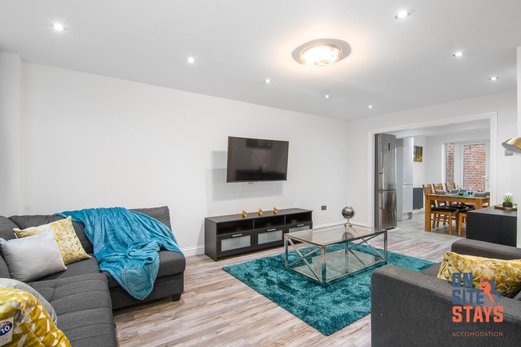 Onsitestays - Spacious 3 Bed House With Garden, Wifi & 4 Plus Parking Gravesend Buitenkant foto