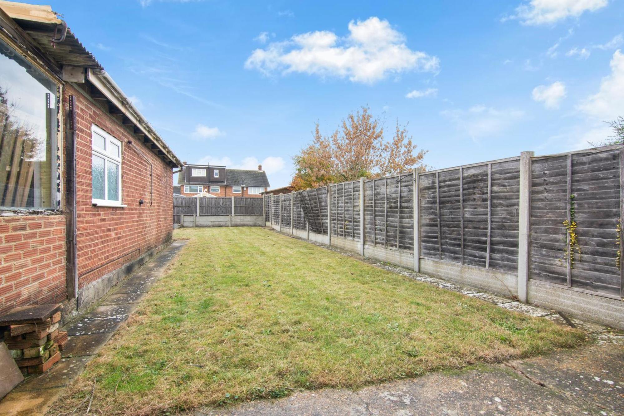 Onsitestays - Spacious 3 Bed House With Garden, Wifi & 4 Plus Parking Gravesend Buitenkant foto