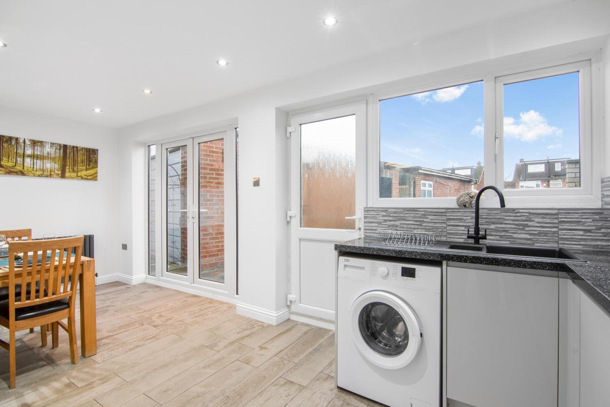 Onsitestays - Spacious 3 Bed House With Garden, Wifi & 4 Plus Parking Gravesend Buitenkant foto